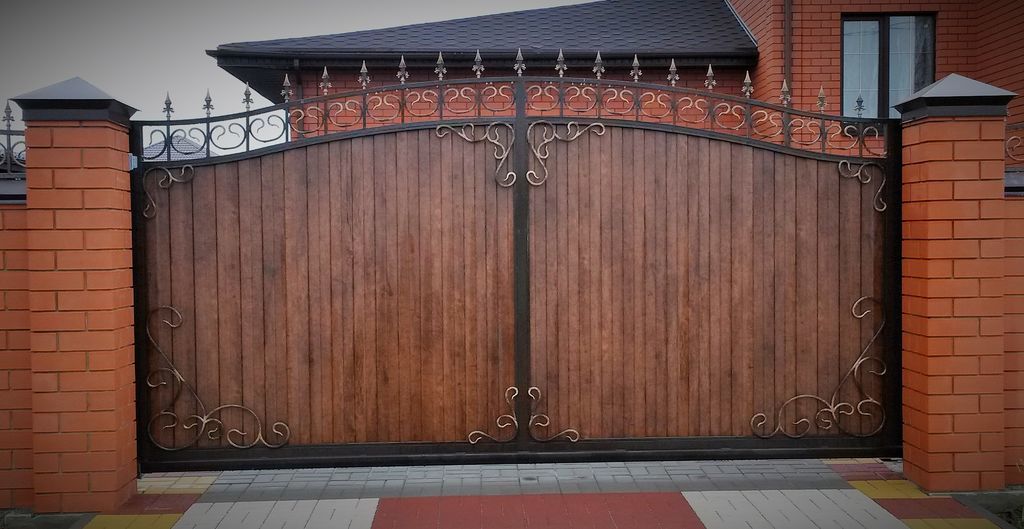 Купить простые ворота для дома: советы по выбору, установке и уходу в Заинске от 33498 руб | ВоротМастер-Знс